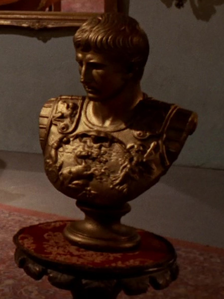 Bust of Julius Caesar (TOS 18)