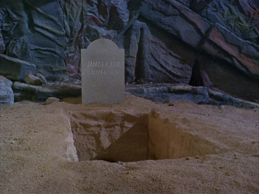 A tombstone (TOS02)